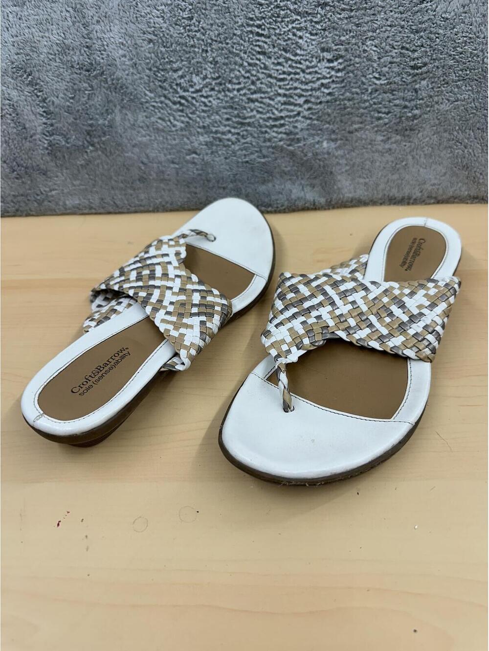 Croft & Barrow Woven Slide Sandals White and Beige Casual Summer Flats